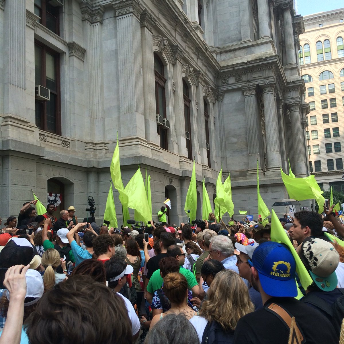 PhillyJwJ's tweet photo. Jobs with Justice stands with the rights of working people at #March4OurLives https://t.co/MKHO2HSQXY
