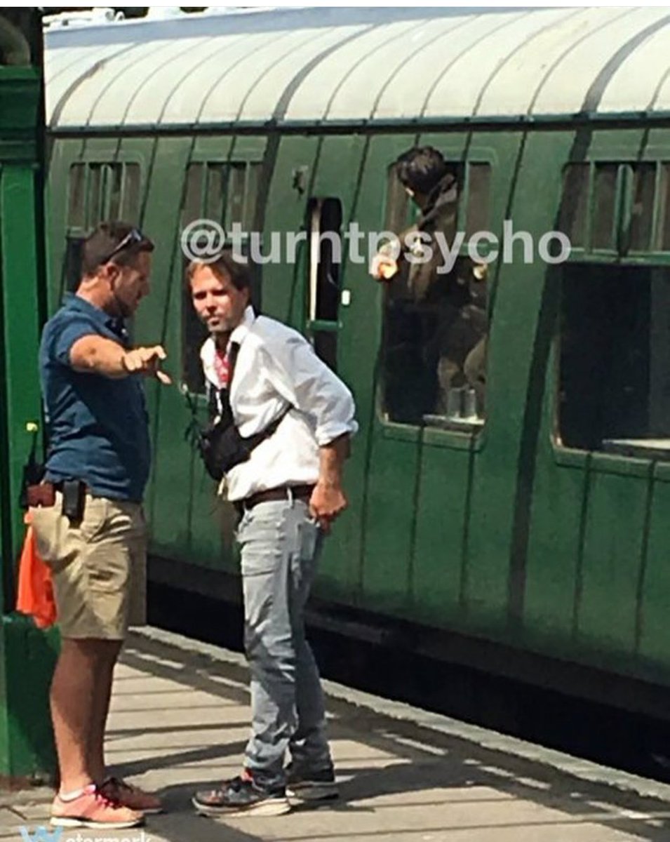 WorldNotes1D's tweet photo. Mas imagenes de Harry en el set de grabacion de Dunkirk hoy 25/07 en Dorset #KCAMexico #Omedirection #WN1D https://t.co/KW3GmeHbu1