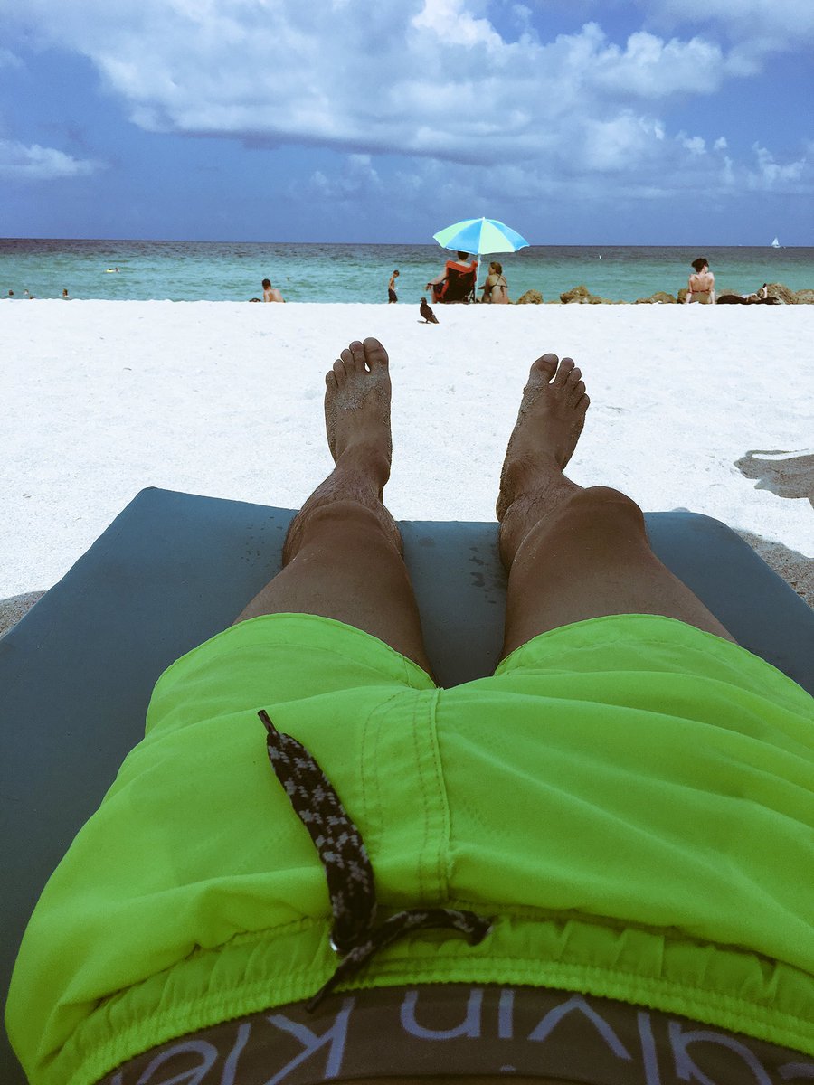 GonzaloGoette's tweet photo. En el paraíso, solo me falta la novia... https://t.co/na5qi0h7Jy