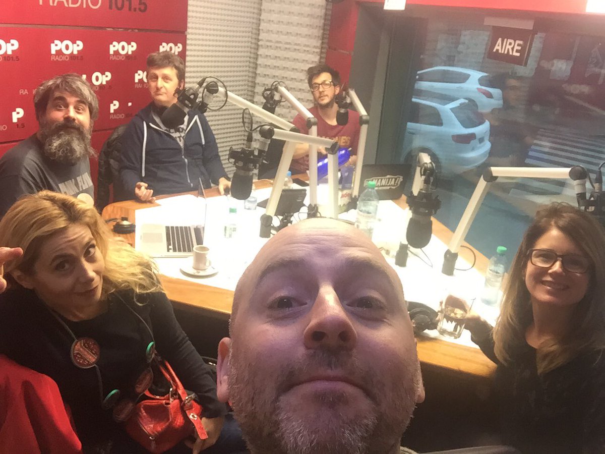 muscarijoseok's tweet image. Ya en @Popradio1015 #alataque con @AndreaPolitti @CeciliaDopazook #FALLADAS