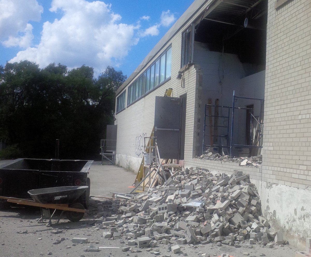 etcbc22's tweet photo. Aaaaaand the wall came down
#seriouslywatchout #nehemiahproject #yayet https://t.co/hqZnLNFtwr