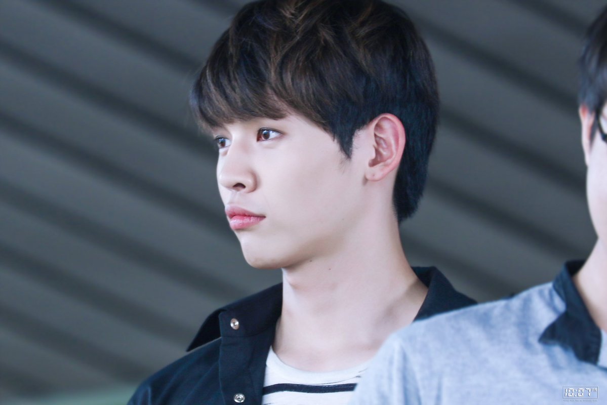 leaderarchive's tweet photo. cr. 10시7분 🌸

#KUHN #UP10TION #업텐션 #쿤 #노수일 https://t.co/QcuaEfi6Q7
