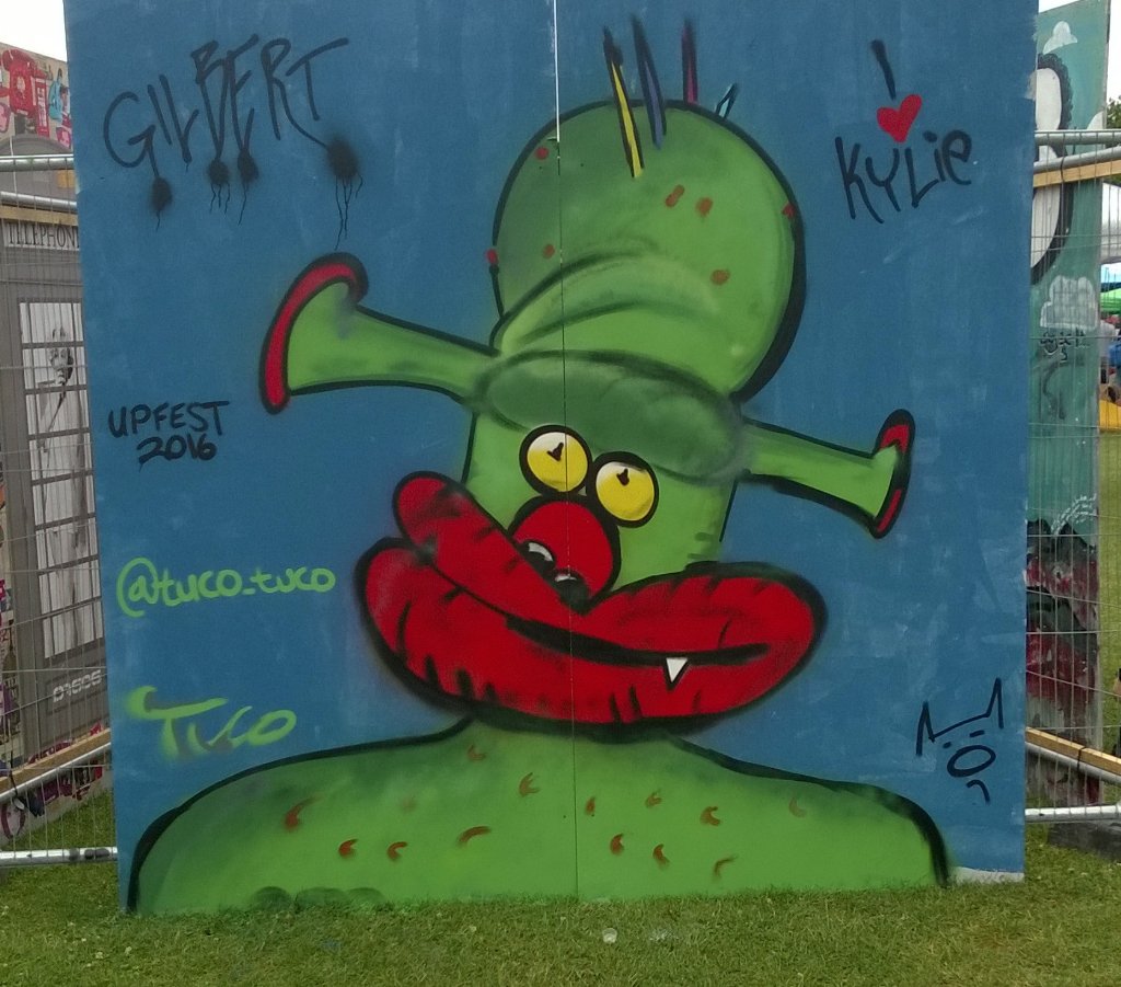 NeilHathSpoken's tweet photo. @tuco_tuco #GetFresh #Upfest2016 #80'sKidsTV https://t.co/UZzADUX9Hd