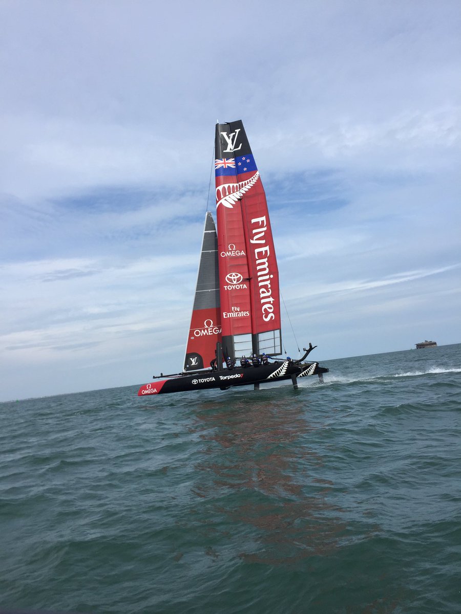 SullivanNz's tweet photo. @EmiratesTeamNZ @acwspmt Its been an eye opening experience. Can't wait for more. NZ bound with @emirates https://t.co/MeOhcNBwYY