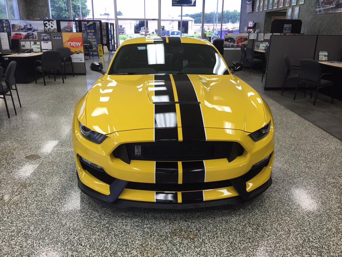 Ganley_Ford's tweet photo. These 2017 Shelby GT350s look even better in person! Stop and see for yourself. #Ford #Mustang https://t.co/0Au1lwCDTw