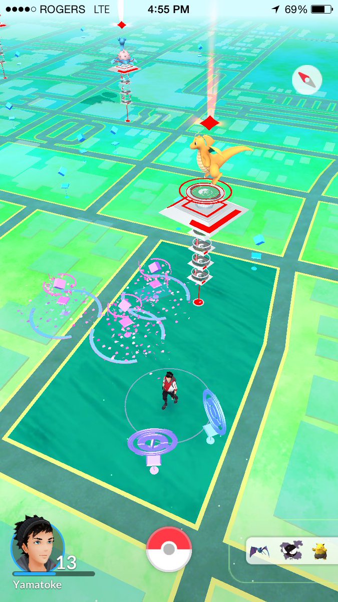 TeamMysticDR's tweet photo. 3 active lures in #MemorialPark! #Oshawa @PokemonGoDurham https://t.co/YiD9dnkpjG
