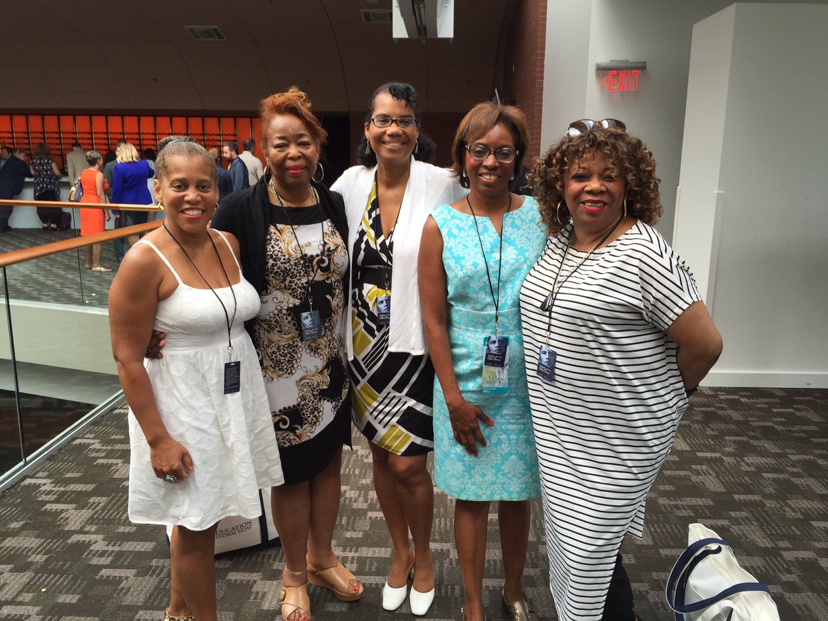 IDEAArtCenter's tweet photo. #PC2E South Jersey/Camden Contingent at the Kimmel Center! #pc2erocksDNC #DemConvention @Parents42E #edreform https://t.co/PGhyQMkXag