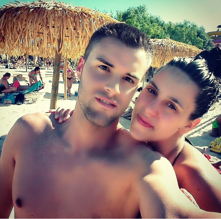 Vk93Noelia's tweet photo. Y que bonito es estar con él.❤ @MarioBeltran93
#diaperfecto #Acuopolis https://t.co/uaorSfhMqe