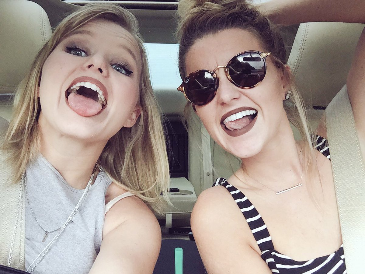 MorgOuellette's tweet photo. ATTENTION: it's the ugly sisters bday. love you. https://t.co/JM37dLCkpV