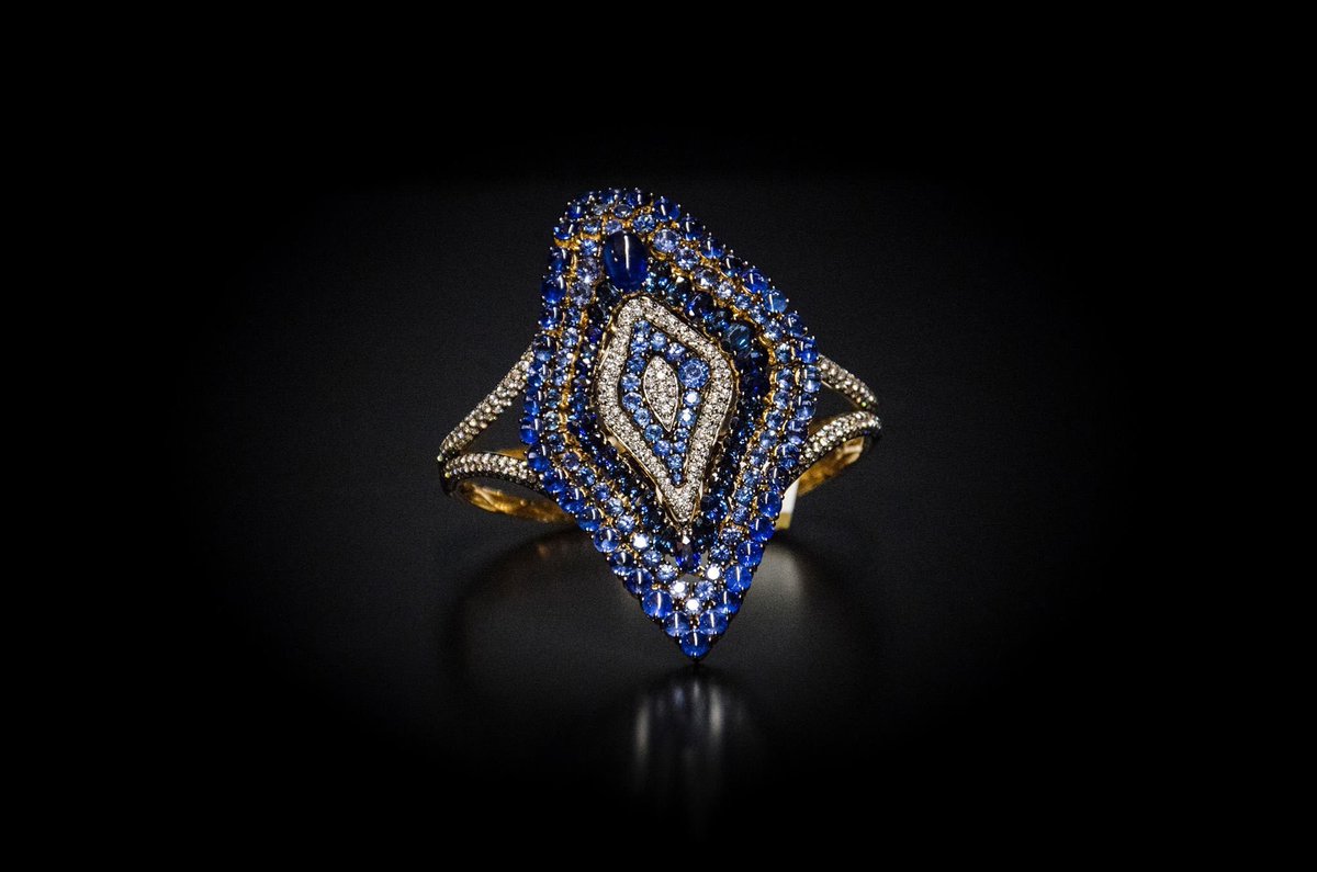 EthoMaria's tweet photo. A blue #sapphire bracelet from our Royal Blue collection. #ethomaria #hautejoaillerie #HighJewelry #armcandy https://t.co/epE1pB8tjJ