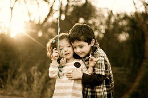 كون يدري
     شكد احبه

وداعت العباس
    يلبسني علك

 #شعر_شعبي_لصبح