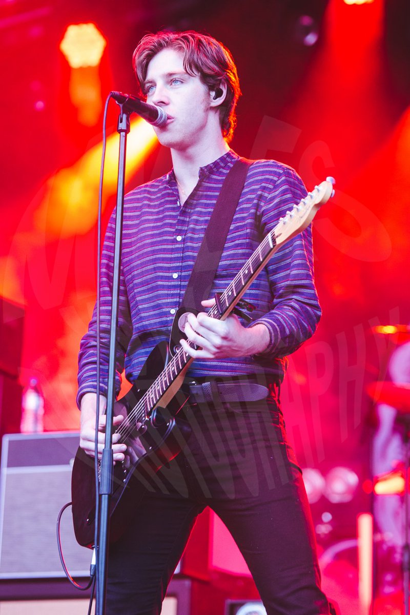 mxlesw's tweet photo. Van McCan // Catfish and @thebottlemen // @tramlines // 2016 - Pic by @MxlesW
#tramlines2016 #CATBM https://t.co/4Grv6njW9X