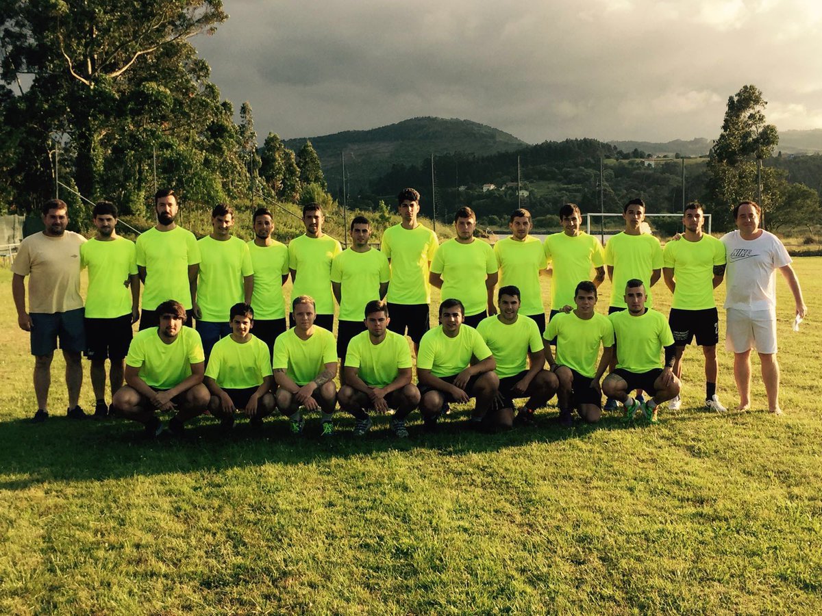AArenesco's tweet photo. Gran primer entrenamiento con muchas caras nuevas y alguna ausencia!! Vamos Arenesco!!!! https://t.co/xlBaGpaLAI