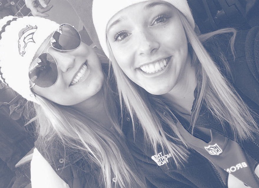 LexiKateC's tweet photo. HAPPY BIRTHDAY to my best friend in the whole 🌎 can't wait to celebrate you tonight! 🍾 LOVE YOU ❤️ @erinloveland15 https://t.co/9grYKTBkFN