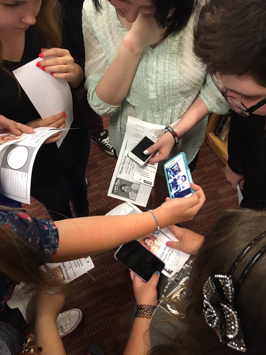 tropicalcal's tweet image. WERE ABOUT TO MEET SHANE DAWSON AND WERE WATCHING IT HERE