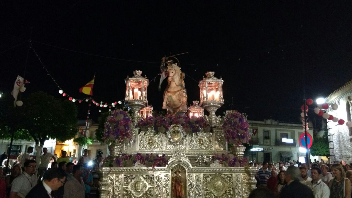 Últimos momentos de la Procesión de Gloria del Santo Patrón de #CastillejadelaCuesta #FiestasPatronalesSantiago16