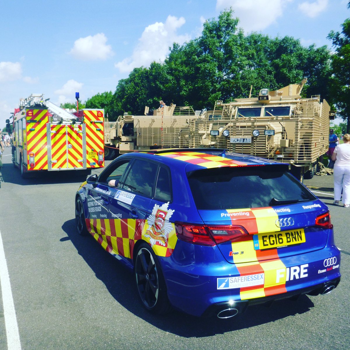 ckidman85's tweet photo. @walden_fire_stn and @EssexFireCar closing down @carverbarracks open day on Saturday #ECFRS #85P2 https://t.co/upuRB4KdUZ