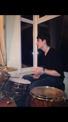 StageCallUK's tweet image. Awesome to have you on our site Will, #Drummer from #Liverpool - buff.ly/2acKspe Thanks, enjoy our site!