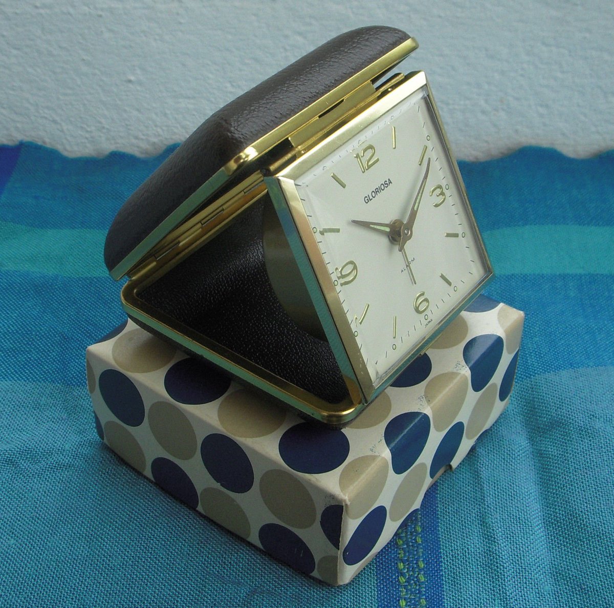 EverRotating's tweet photo. Tick! Tock!

A #vintage Japanese 1970s Gloriosa travel alarm clock ⏰

https://t.co/5XZwUzHrYE #followvintage https://t.co/UsvebPdYW7