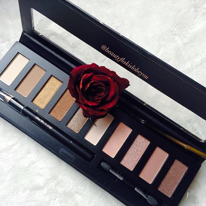 ProfusionCo's tweet photo. Perfect 10✨💕. Ten different shades to create any look. (📸: @beautyflakisloveyou ) #profusioncosmetics https://t.co/3qP8jmeSvG