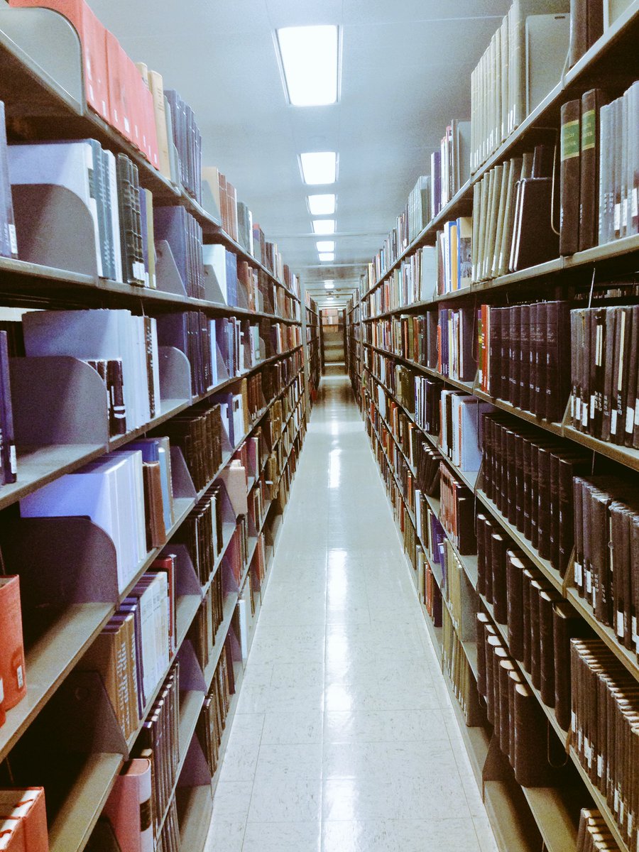 Saralyns's tweet photo. Study date at the @uiowa library with @jeremyrichrdson #milesofbooks #onlinelearning #finalpaper https://t.co/sYaHfDiVRp