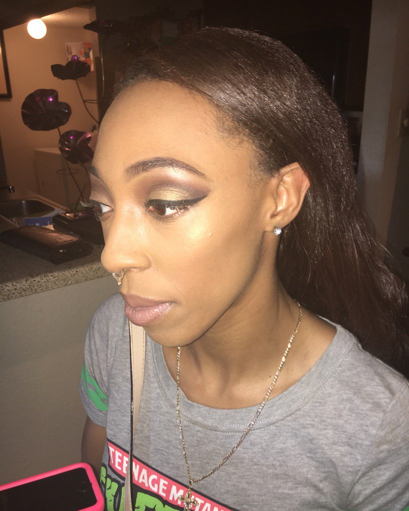 VeeBeautyyy's tweet photo. Loved this look on the beautiful @Candiceeeey 💋 https://t.co/HOAbCPbWnQ