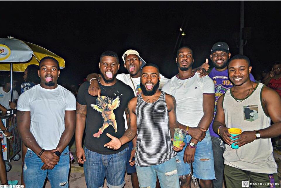 LifeOfSose's tweet photo. Let us Do something To You That Your Man Won't do ,B#%*# we ball deep, in that Pwussy #MARYLANDBRUHZ #MBC16 https://t.co/KLQ5q1873k