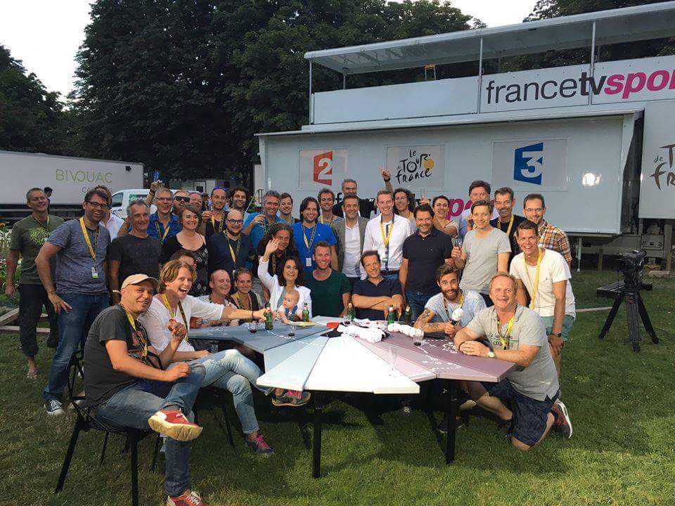 mauricewaalboer's tweet image. Het was mooie om naar jullie te kijken op de tv de #deavondetappe @NOSwielrennen @NOSsport @HermanvdZandt @dnelissen
