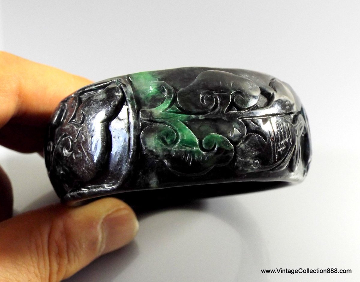 VCollection888's tweet photo. Ancient Chinese Jadeite Jade bangle black and green, 19th QING Dy… https://t.co/dBTGXPuzKr #RoundTeam #JadeiteBangle https://t.co/1XwUFcwt6k