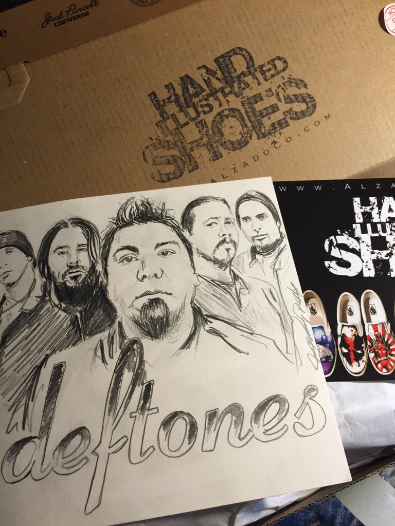 AlzadoCo's tweet photo. Hand drawn @deftones #converse @iamchino__ @FamousFootwear #famousfootwear #handdrawn #deftones https://t.co/iodck5j8hF