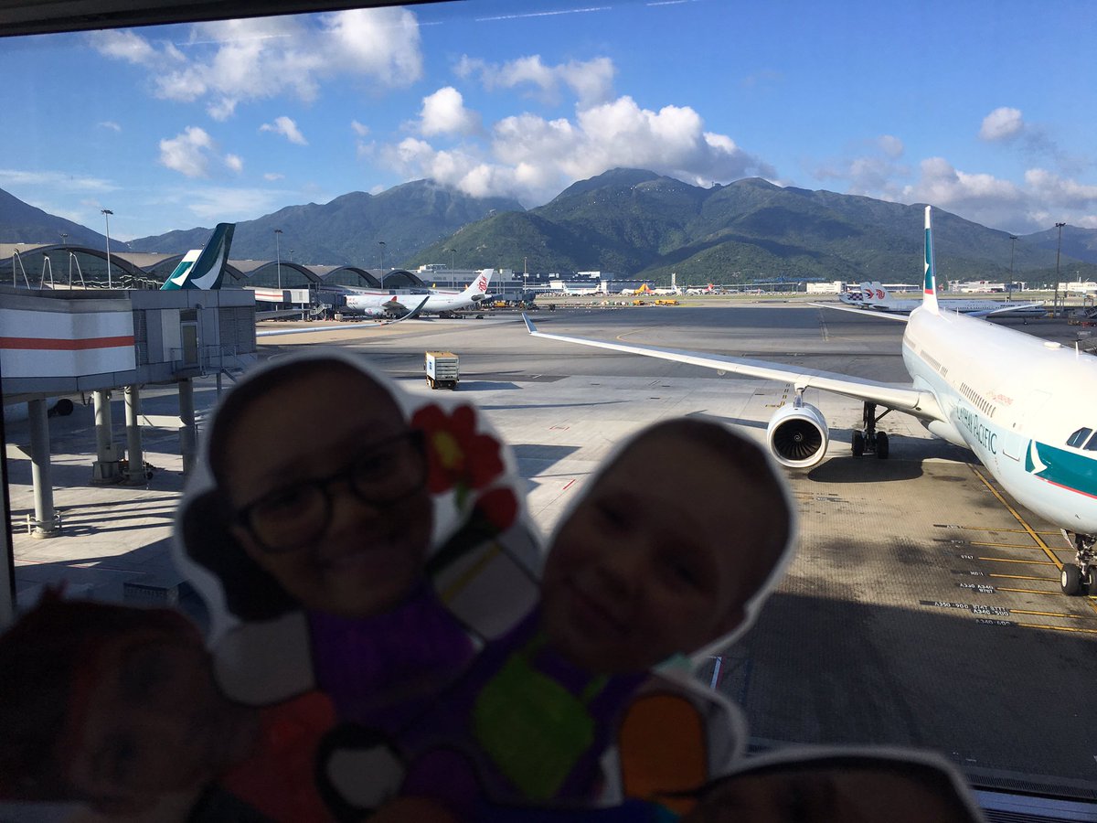 MissKyrk's tweet photo. Travel buddies are go! @school21_uk #einsteinclass #holidayproject #australia https://t.co/yGnYlBE5NH