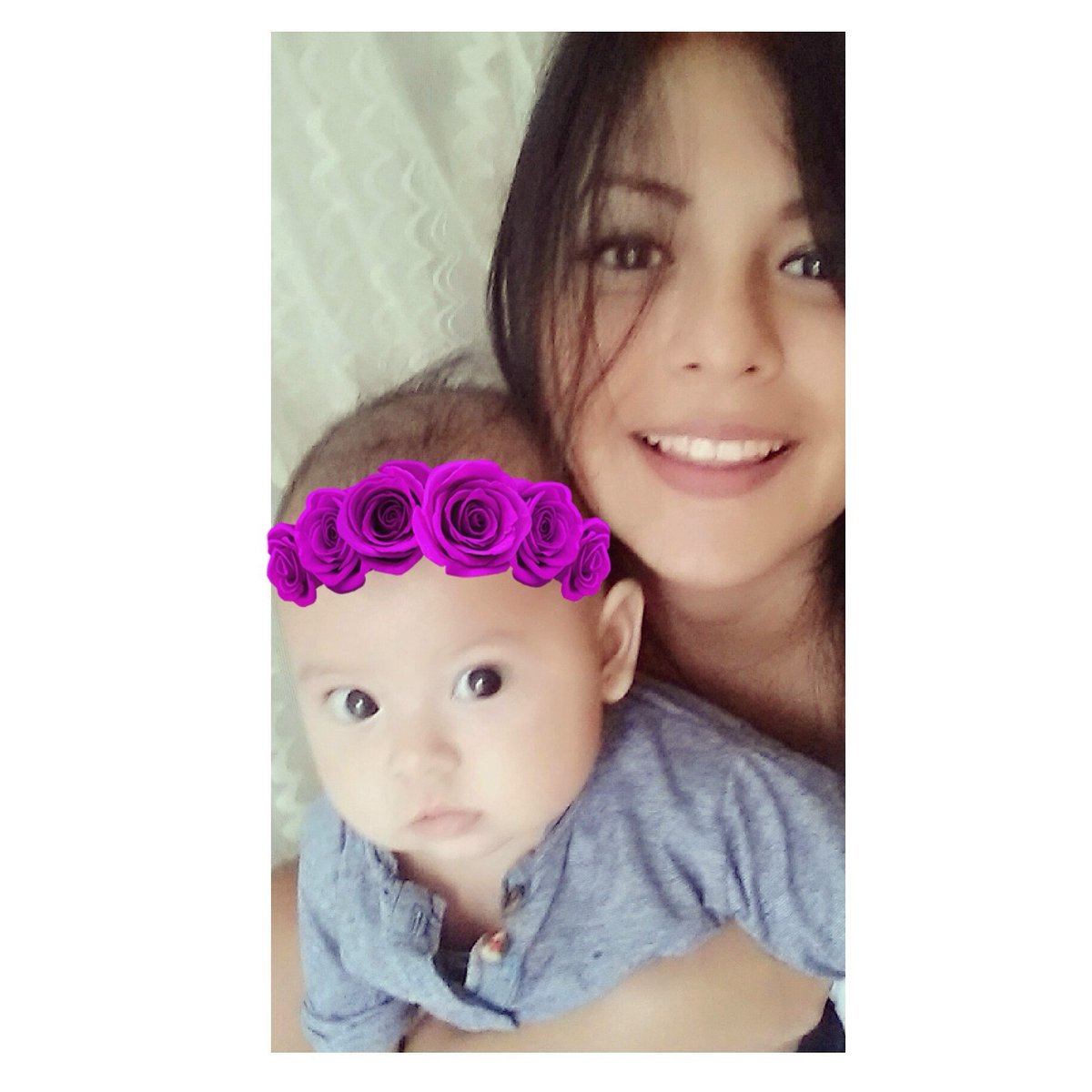 IsraelMontero5's tweet photo. Mis dos princesas ❤ mi vida entera . https://t.co/MskxW9sqX1