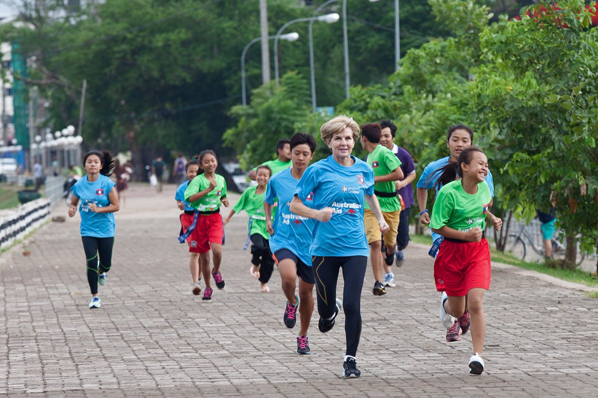 HonJulieBishop's tweet photo. 🇦🇺 aid supports empowerment women and girls in region through #sportsdiplomacy - running w #LaoPDR rugby players https://t.co/k6GYk9T3Ik