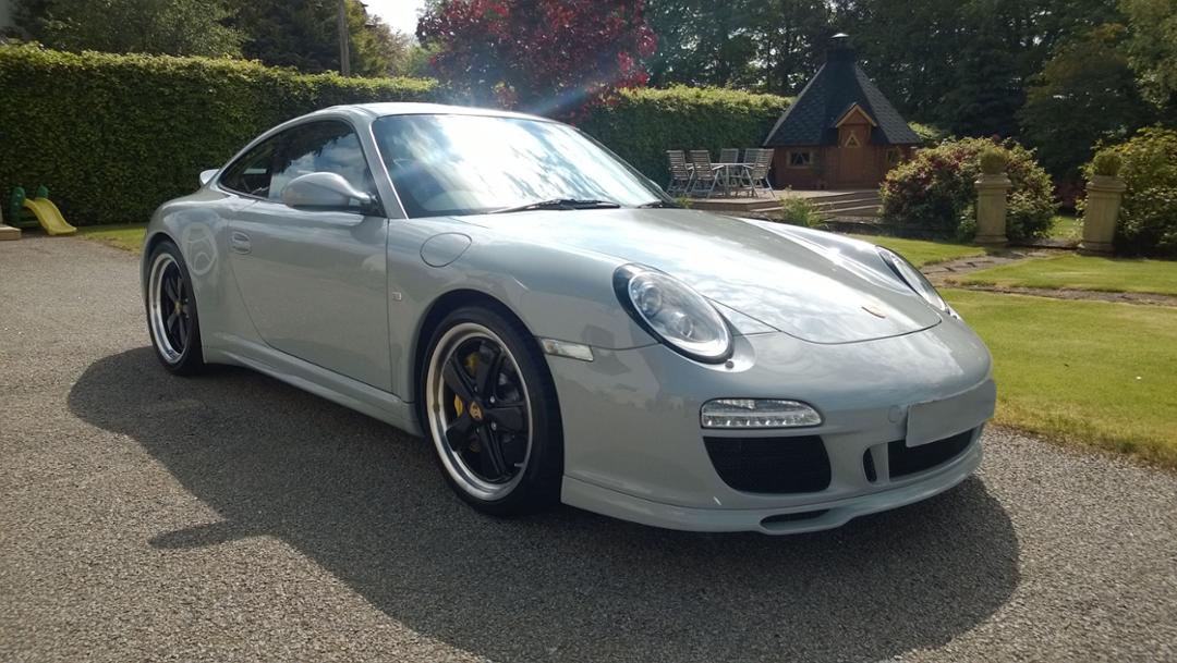 futmodclassics's tweet photo. Really jealous, imagine being the 3 year old and expectations you have of cars in the future https://t.co/LIDXytuwzM https://t.co/qEWItgJ7vw