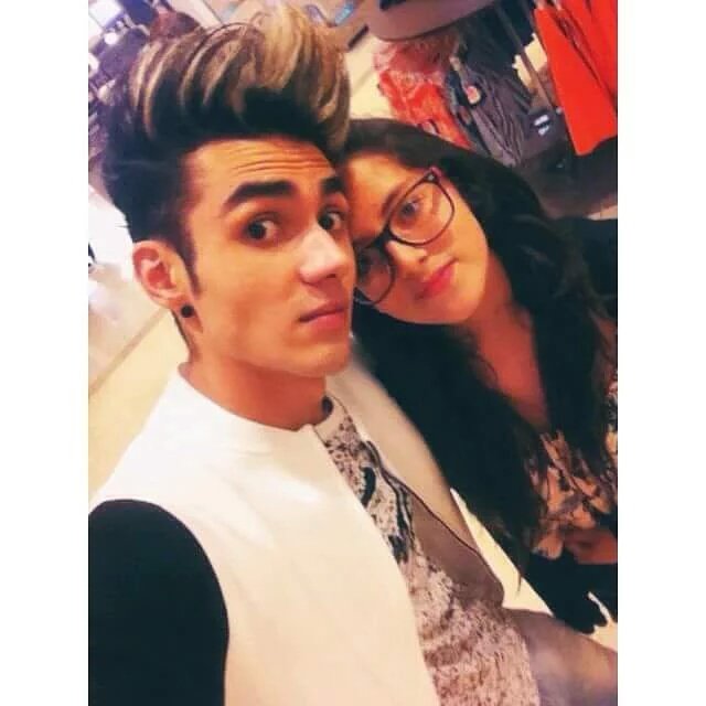 cd9crewnews's tweet image. Alan ayer 24/Julio con fans en parque Tezontle
#CD9 #JosCanelaTrendy #IFeelAlive #CD9Video #KCAMexico