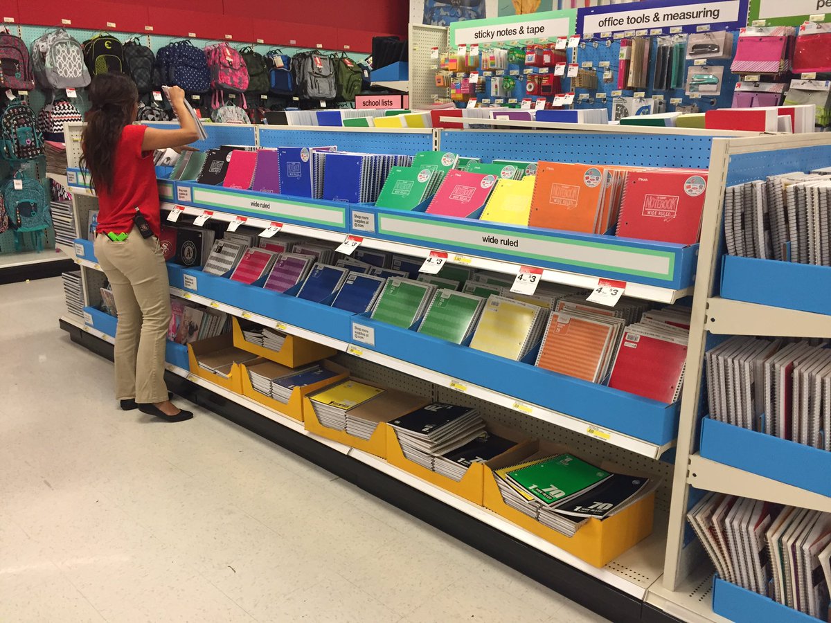 machellelenae's tweet photo. Driving sales in BTS #zonepogfill #2ndlocation @j_skillicorn @GuenetteMelanie @angel_yanke @LauraYesitis https://t.co/892XH0ncm5