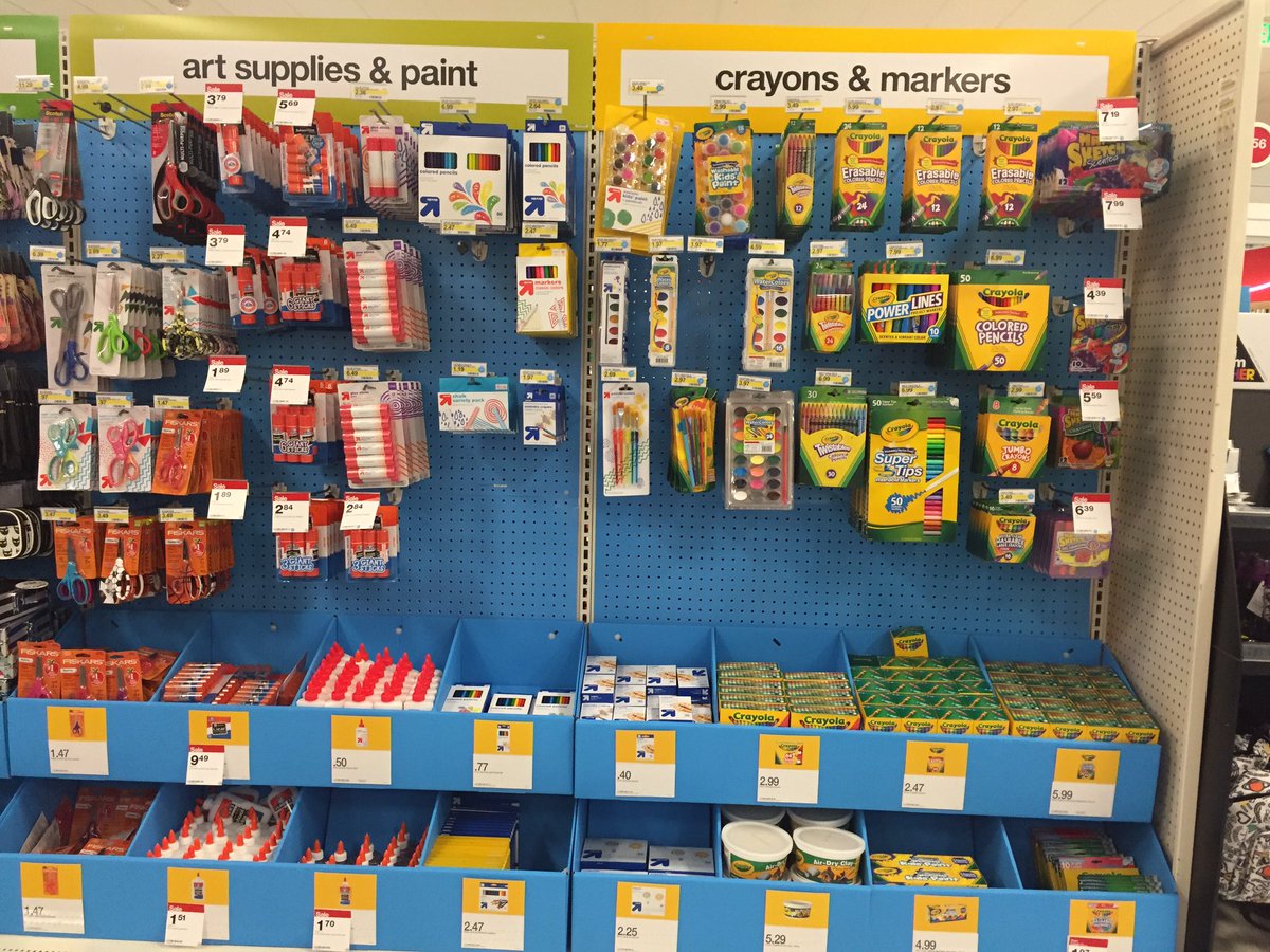 machellelenae's tweet photo. Driving sales in BTS #zonepogfill #2ndlocation @j_skillicorn @GuenetteMelanie @angel_yanke @LauraYesitis https://t.co/892XH0ncm5
