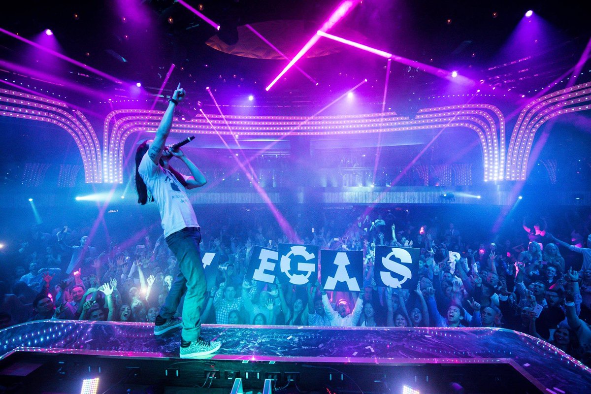 VEGAS!! Catch me at @jewellasvegas on 7.30 and 8.13!! Tickets: steveaoki.is/Jewel https://t.co/Fn1FldbrBM