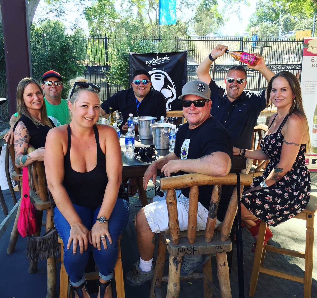 krush925's tweet photo. Day 6! It's @ChronicCellars time!! 🍷💀 #ChronicCellars #PasoWine #MissionSquare #15c #FairTimeIsFunTime #CMSF https://t.co/jxD1MAWiMM