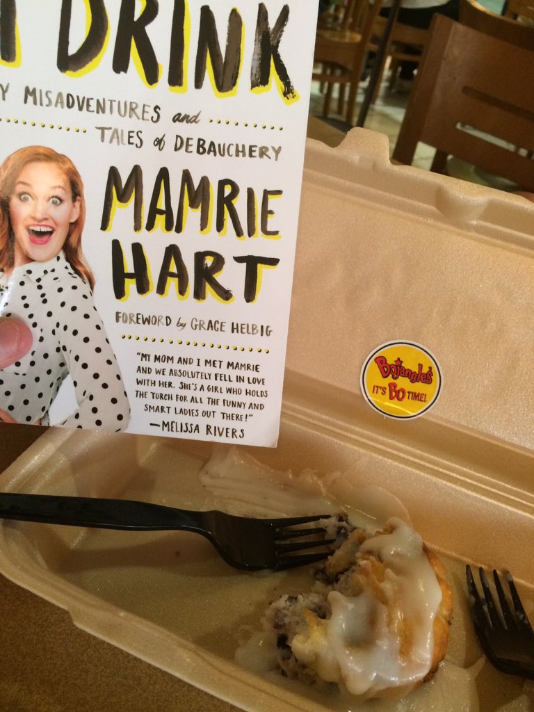 parmalee13's tweet photo. At the airport in NC enjoying my first Bo-Berry Biscuit because YDAD by @mametown told me to drop everything! https://t.co/JEObU5gcz7