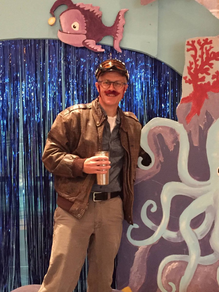 CFhome's tweet photo. This is happening today! Day 1 of VBS - Jesus knows who you are! Thanks to Pastor David for embracing the part :) https://t.co/4uMdSnaVfG