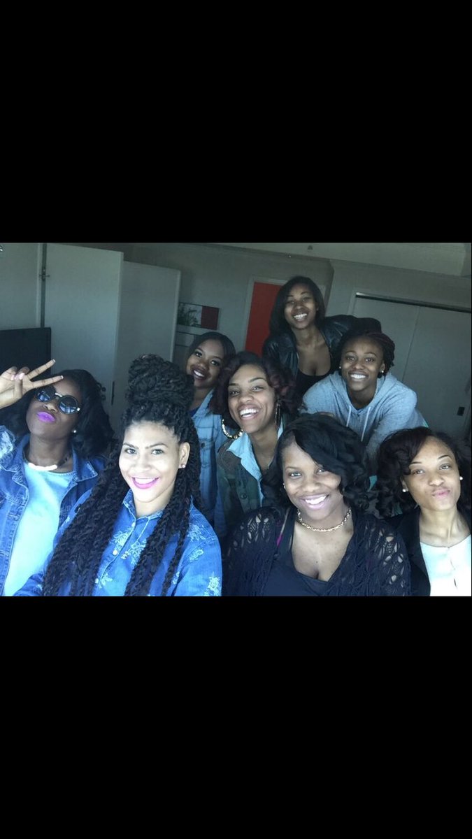 Tinkaa_BeautyXo's tweet photo. Happy Birthday @__Taaniaa #HBLM 🎉💕 https://t.co/2G2R8gT3O4