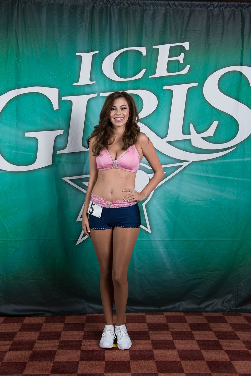 StarsIceGirls's tweet photo. Dellanie #DSIGfanvote https://t.co/bjVumR0tWk
