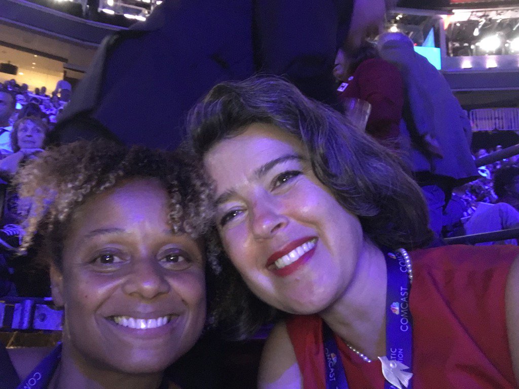 MyRebeiro's tweet photo. #DemConvention https://t.co/rKrUlsXwL7