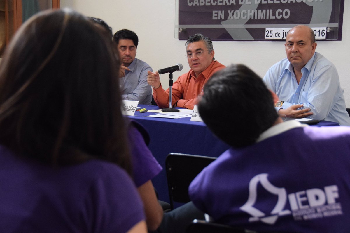 CGMXRedes's tweet photo. Esta tarde, en reu con personal de campo @I_E_D_F en Del Xochimilco. Construyendo ciudadanía Participativa! https://t.co/L7wlNXOruB