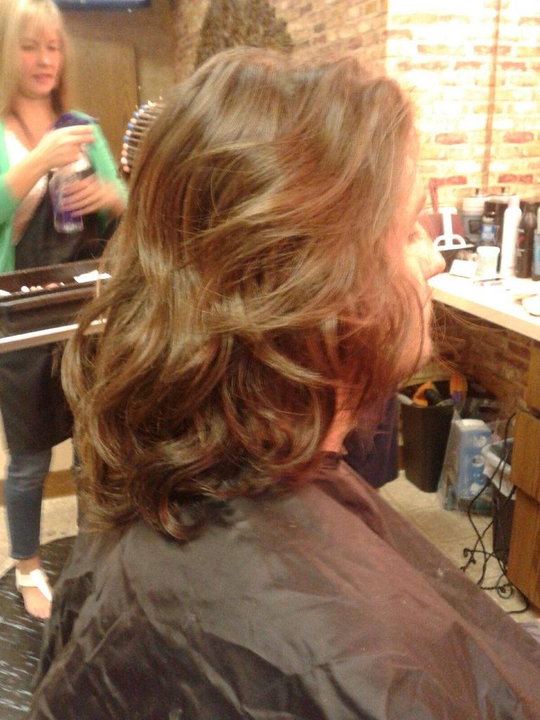 Espidelic's tweet photo. Miss my hair😭 https://t.co/3LACwrvLQP