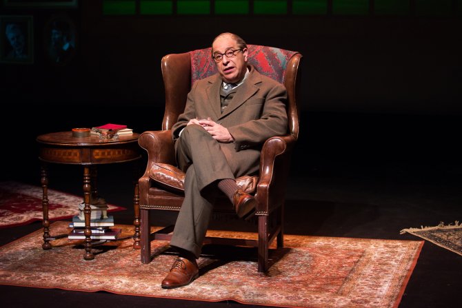 Highly entertaining arguments.

C.S. LEWIS ONSTAGE <a href="/TheMercuryChi/">Mercury Theater Chicago</a> goo.gl/uemg3M