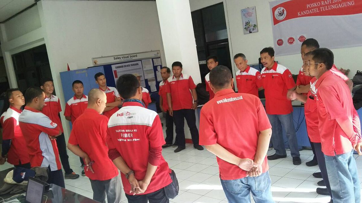 tawantopuguh's tweet photo. @Parwi66 @_Funtastic5_ #TelkomFuntastic5 #KDTREG5 #3Prima *Lingkaran sharing pagi TA&amp;PA OM Datel Tulungagung* https://t.co/jx9iwUmmau