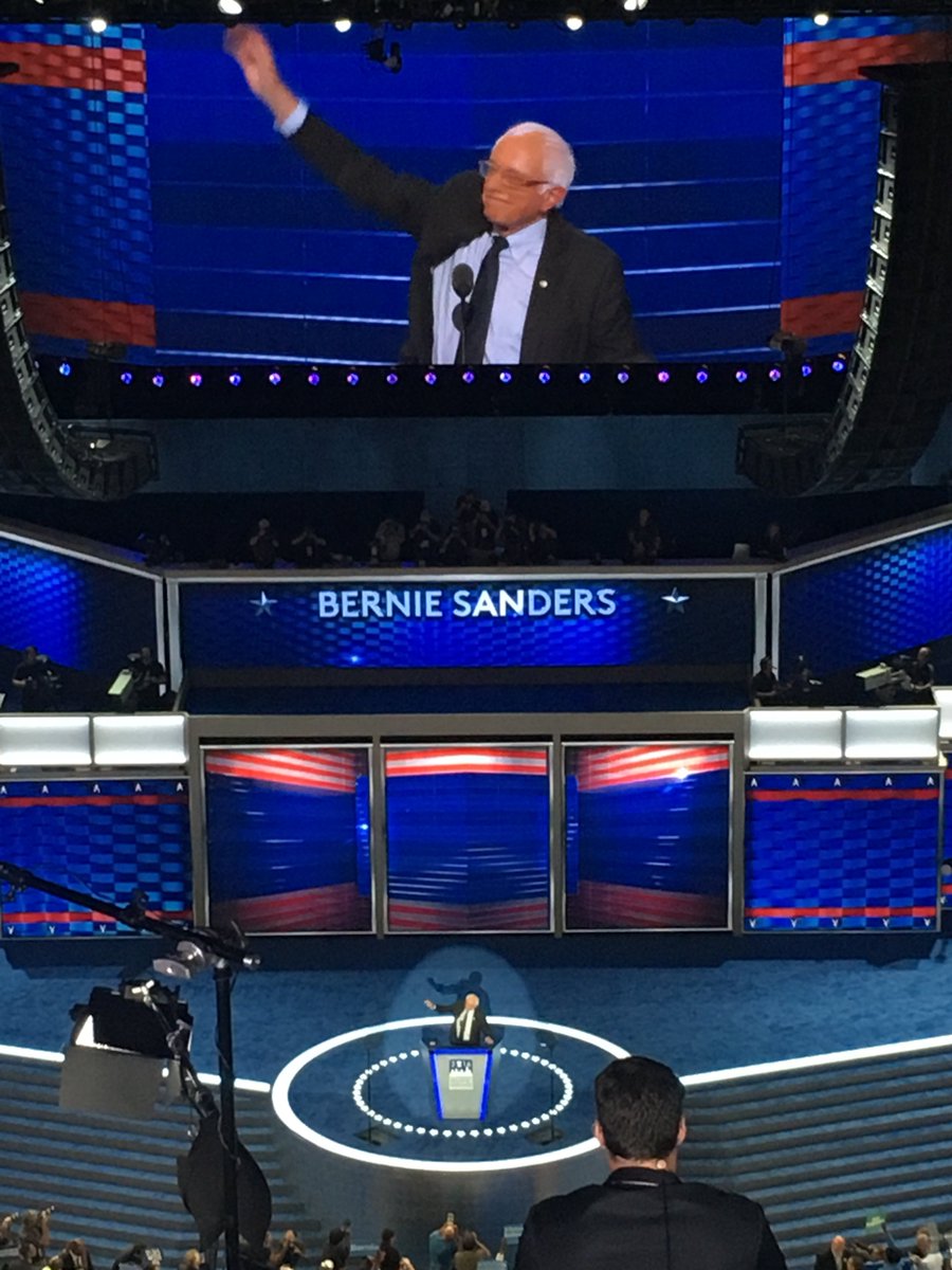 DemConvention's tweet image. .@BernieSanders addresses the crowd to a standing ovation. #DemsInPhilly
