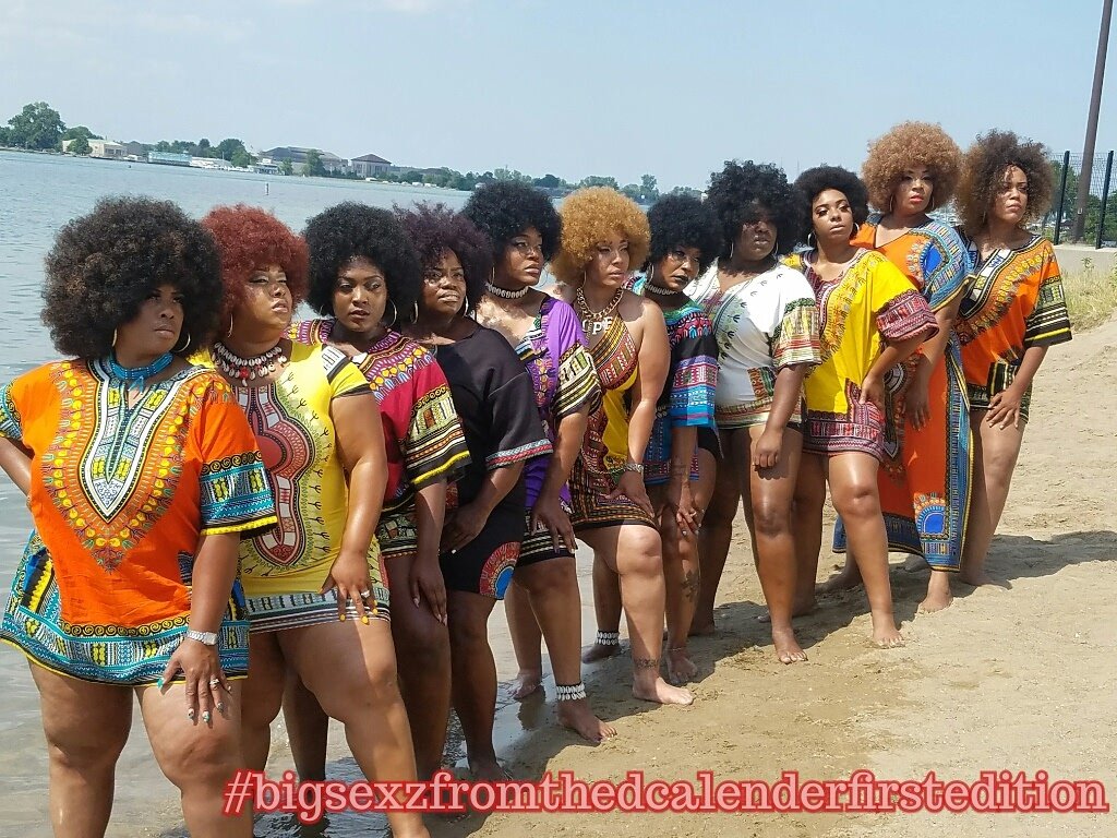 Bigsexzfromthed's tweet photo. #dopest #picture of all plus-sized women #dashiki #alfro #blackwomen #beautiful #powertothepeople https://t.co/w8sIU0x1lg